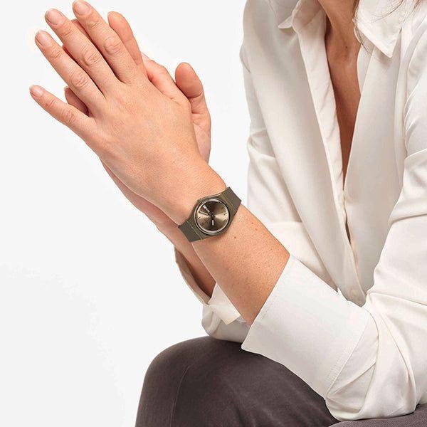 ساعات سواتش وزارة الدفاع. GG712